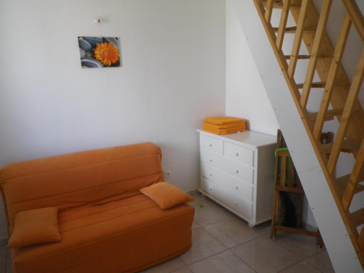 Ferienwohnung Immeuble Nebot Grand-Bourg  Exterior foto