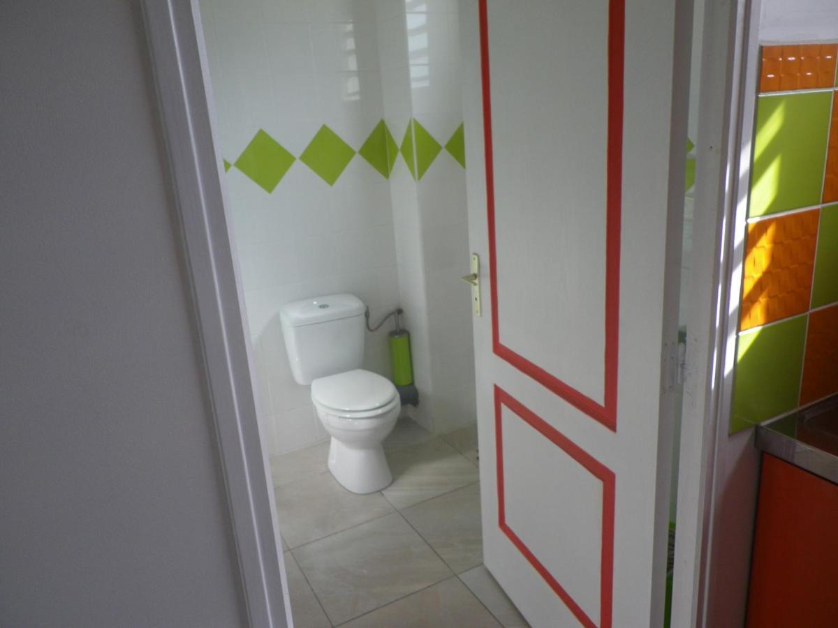 Ferienwohnung Immeuble Nebot Grand-Bourg  Exterior foto